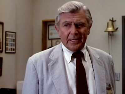Matty, I-I thought you
gave the case to Sarah. - Matlock