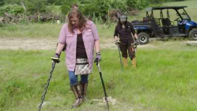 MATTY:
I'm also gonna be scanning
for snakes, - Beyond Oak Island