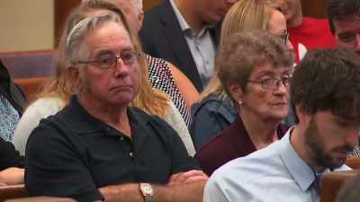 MAUREEN: Around that same date,
there's a search - Killer Cases