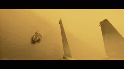 - Maverick's airborne. - Top Gun
