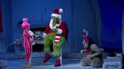 (Max barks) - Dr. Seuss' The Grinch Musical