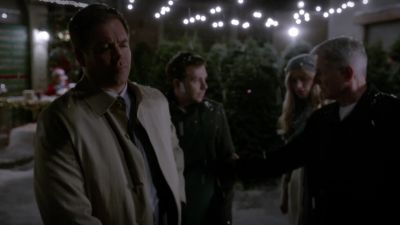 MAX:
I got nothing to hide. - NCIS