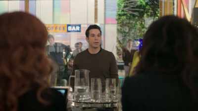 - Max... - Zoey's Extraordinary Playlist