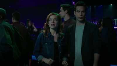 Max...something's happening. - Zoey's Extraordinary Playlist