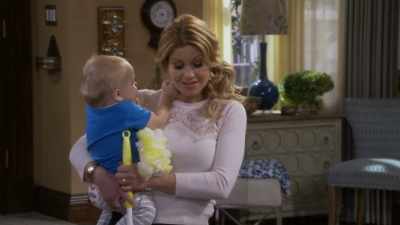 Max, these accidents
really have got to stop. - Fuller House