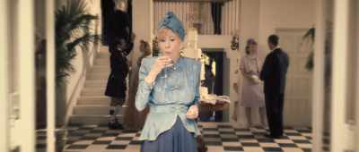 [Maxine] I was learning quickly that,
in Palm Beach, - Palm Royale