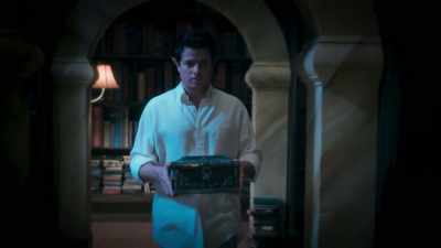 - MAXWELL: I believe that
Edward couldn't bring himself - The Bureau of Magical Things