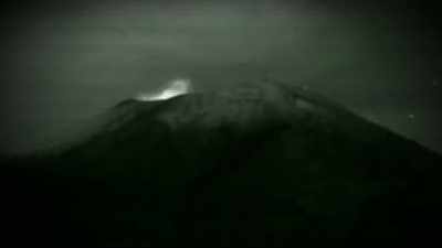 MAY 30, 2013, THE VOLCANO
IS UNUSUALLY QUIET. - Strange Evidence