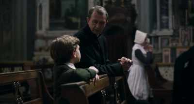 - May I go sit next to Elia?
- Of course. - Kidnapped