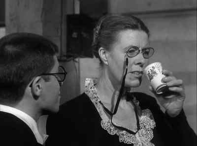 May I have this dance,
Mrs. Johnson? - That's My Boy