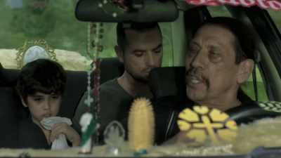 May I suggest la ensalada
de Chicatana. - La Llorona
