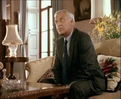 May l have your name, sir? - Inspector Morse