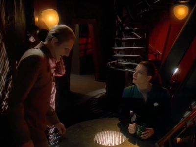 - May l join you, Lieutenant?
- Of course. - Star Trek: Deep Space Nine