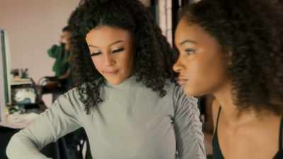 [Maya] But unfamiliar
with working on models, - Glow Up: Britain's Next Make-Up Star
