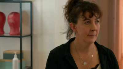 [Maya] Dolli's using hers
for other reasons. - Glow Up: Britain's Next Make-Up Star