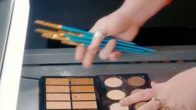 [Maya] Having survived
the Face Off last week, - Glow Up: Britain's Next Make-Up Star