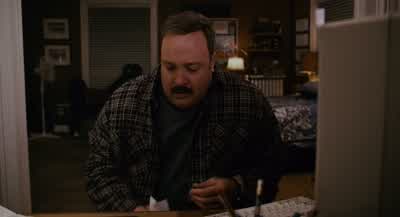 Maya. Hey. Dad. I'm so sorry. - Paul Blart: Mall Cop