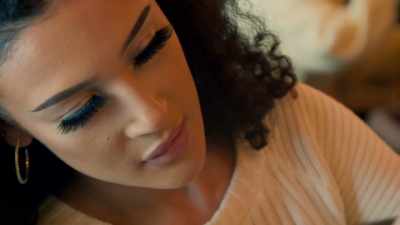 [Maya] Last week,
Ryley struggled with color matching - Glow Up: Britain's Next Make-Up Star