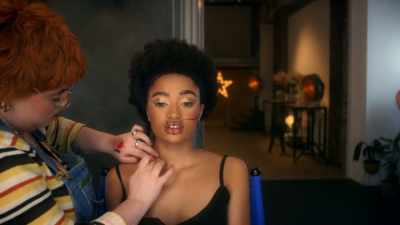 [Maya] With most of her makeup done,
Alex is having a second go - Glow Up: Britain's Next Make-Up Star