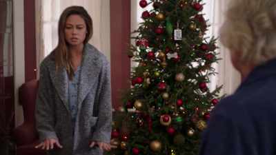 Maybe we can just, like,
canvas the area one more
time and just... - Christmas Unleashed