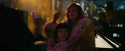 Maybe we could work together. - Hustlers
