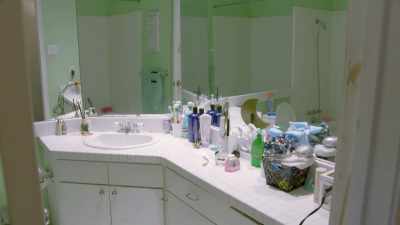 Maybe get rid of these mirrors. - Renovation Impossible