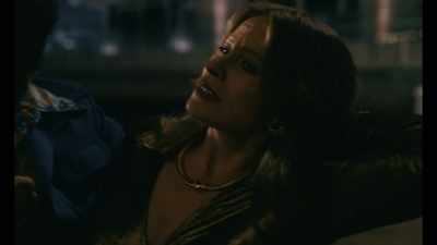 -Maybe I put the next one in her.
-[in Spanish] Let her go. - Griselda