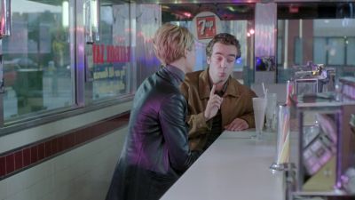 Maybe I shouldn't be here - Sliding Doors