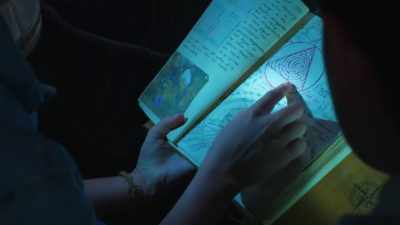 - Maybe it's a diagram.
- (GASPS) - Rock Island Mysteries
