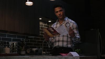 Maybe this marriage is a bad idea. - 9-1-1: Lone Star