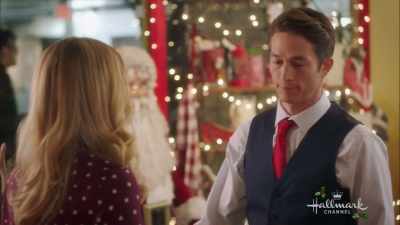 Maybe, maybe you can
just talk to her again. - Sharing Christmas
