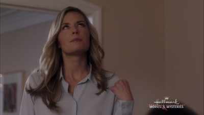Maybe you should stop watching
these boring reruns - Christmas Encore