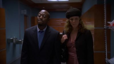 Maybe we shouldn't walk out together.
If people see us leaving... - House