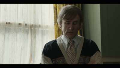 Maybe somebody's made a mistake.
Mrs Sinclair, it's Stephen. - Des