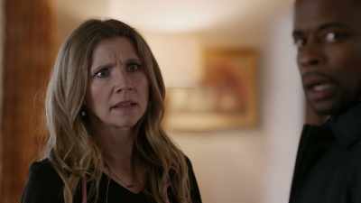 Maybe the "Good Doctor"
isn't so good, - Psych 2: Lassie Come Home
