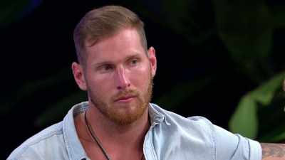 MAYBE THE GUY THAT I'M SUPPOSED
TO BE WITH ISN'T IN HERE. - Love Island