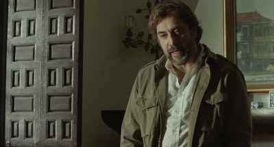 Maybe he uses me to save Irene. - Everybody Knows