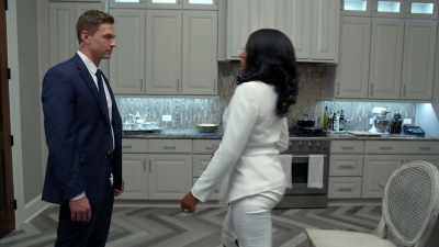 MAYBE YOU ALREADY HAVE THAT
WITH YOUR SIMPLE LIFE - Tyler Perry's The Oval