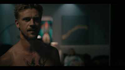 Maybe you and I
ought to visit Mr. Hot-Dog, - Justified: City Primeval