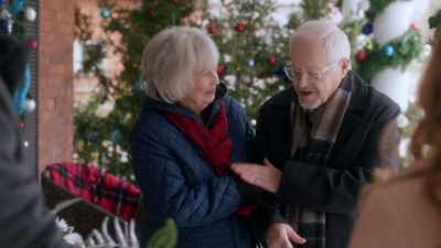 (Maybel and Carter laugh)
- Well, actually, we can't stay - 'Twas the Text Before Christmas