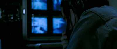 Mayday, mayday, mayday.
This is the LCV Murnau. - Morbius