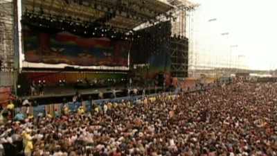-MC: Woodstock!
-(CROWD CHEERING) - Woodstock 99: Peace Love and Rage