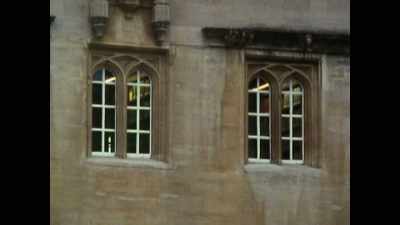 [McElvoy]
The Oxford of that time - Who is Ghislaine Maxwell?
