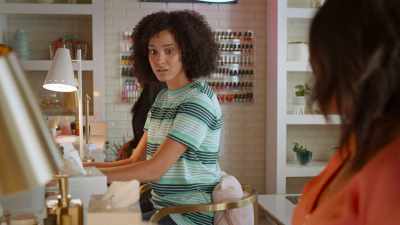 [McEnroe] As a scientist, Fabiola was used
to a clear-cut, data-driven life. - Never Have I Ever