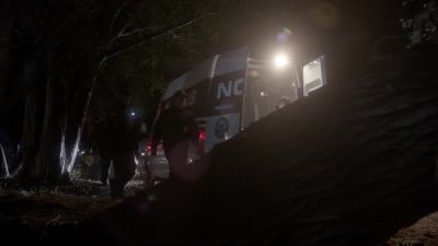 Mcgee:
Hikers found the body
just before sunset. - NCIS
