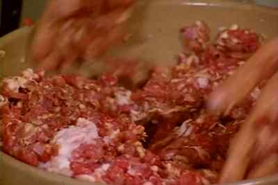 —Anzonini.
—¿ Sí? - Garlic Is as Good as Ten Mothers