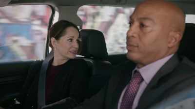 - Me?
- Huh? From guidance counselor - The Rookie: Feds