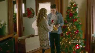Me? I don't think
it will fit me. - Hometown Holiday