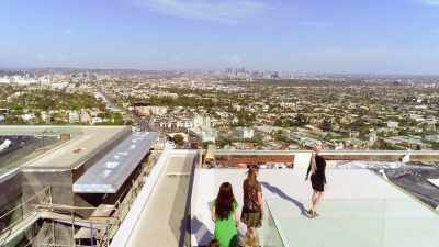 Me and Tal met at an open house. - Selling Sunset