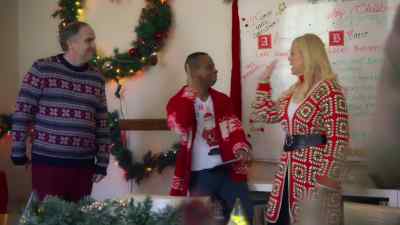Me too, nothing
kicks off the season - Holiday Mismatch